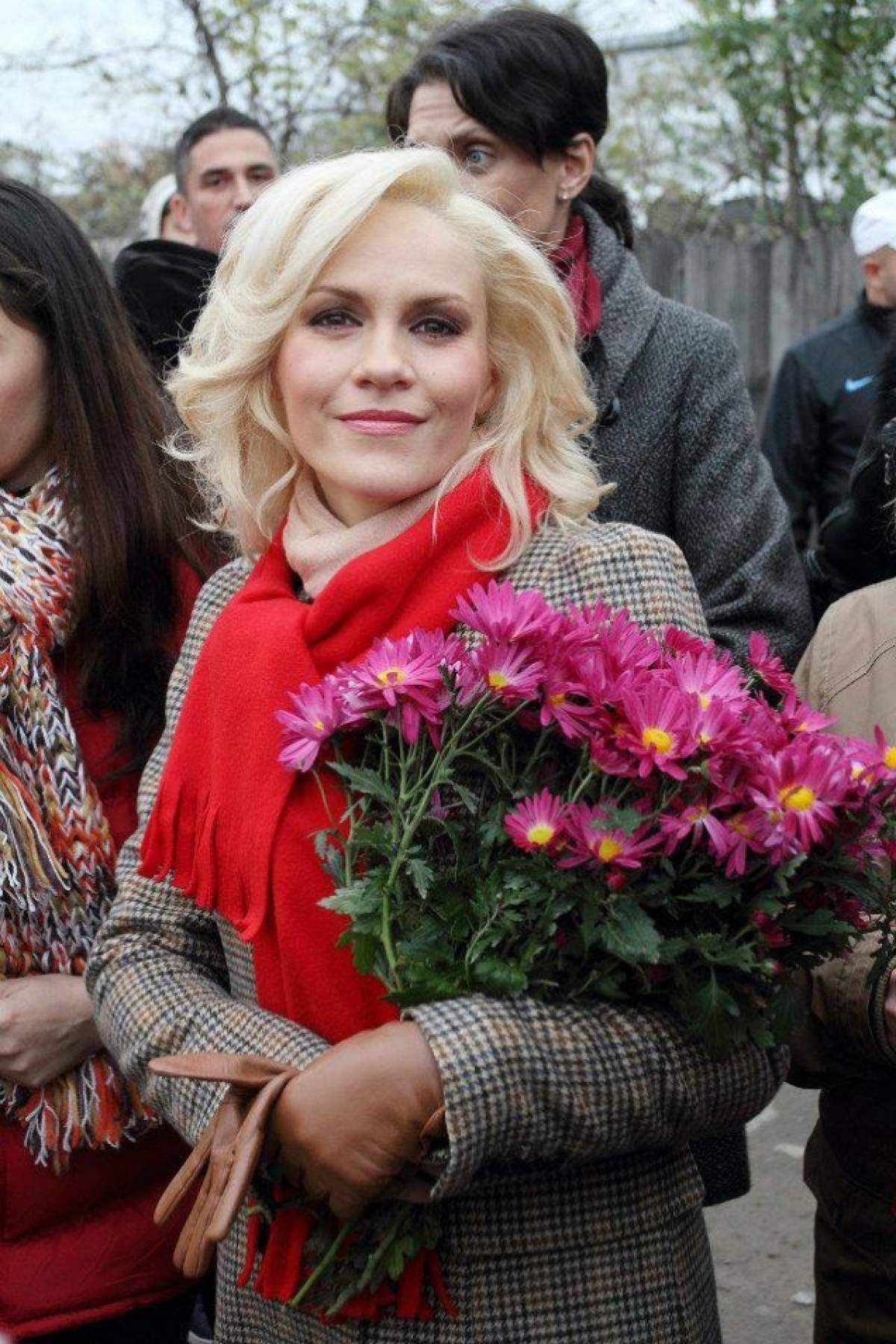 FOTO / Gabriela Vrânceanu Firea, mai emoţionată ca oricând: "Discuţie între fiul meu cel mare şi bebeluşul nou-venit. Ce poate fi mai frumos?"