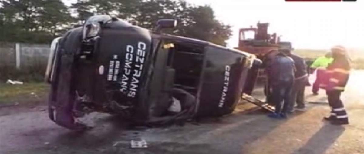 Accident de proporţii în Suceava! Şoferul unui microbuz a murit, iar alţi cinci oameni sunt grav răniţi