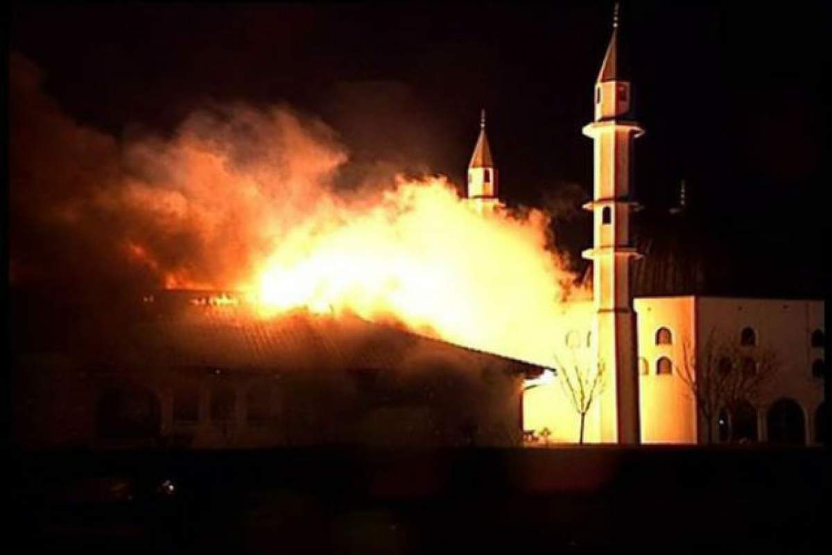 Ultimă oră! O moschee a fost incendiată în Spania! Autorităţile nu exclud varianta unui atac comis în replică după atentatele de la Paris