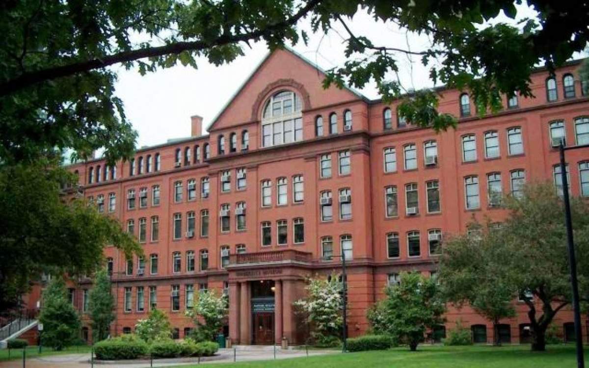 Ameninţare cu bombă la Universitatea Harvard!