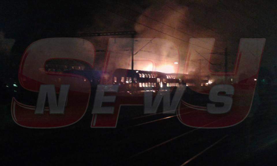 Momente de groază la Cluj! Tren de călători a luat foc