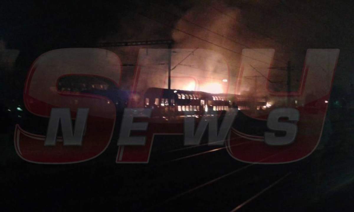 Momente de groază la Cluj! Tren de călători a luat foc