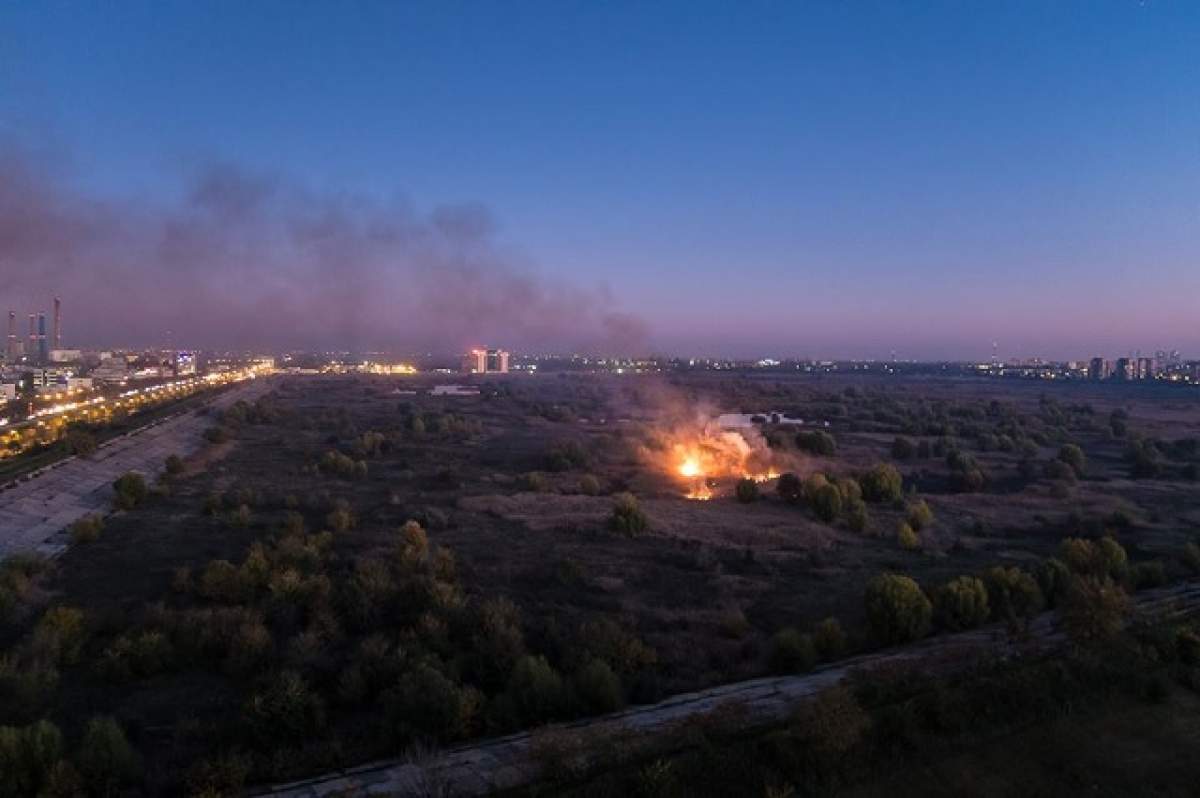 VIDEO / Un nou incendiu în București! Pompierii sunt la fața locului!