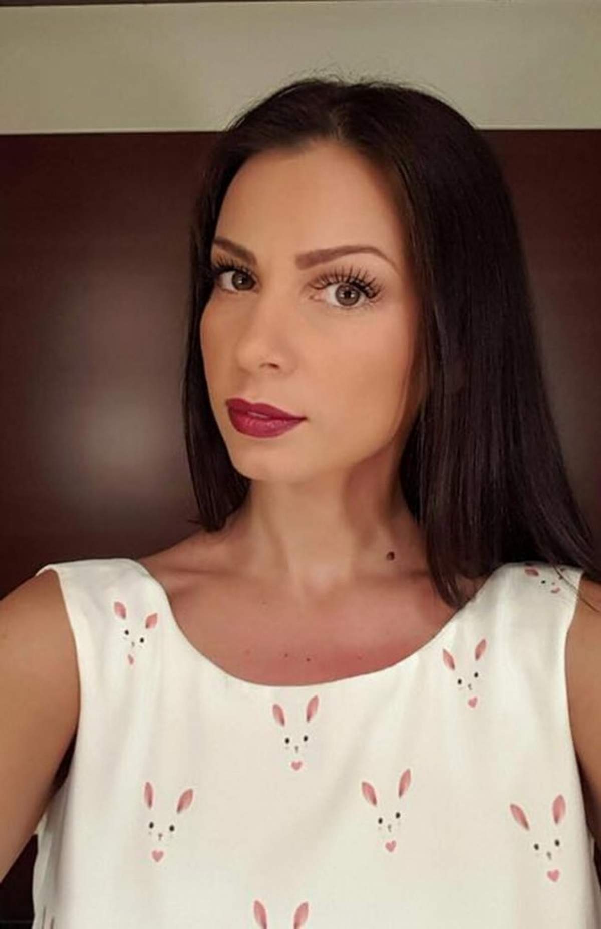 VIDEO / Iuliana Luciu îşi apără sora ca o leoaică, după ce Nicoleta a apărut cu sânii goi la TV: "Toată lumea comentează, dar..."