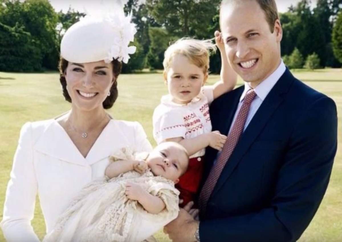 FOTO & VIDEO / Cât de drăguţi sunt! Familia regală a făcut publică o NOUĂ fotografie cu Prinţul George şi Prinţesa Charlotte!