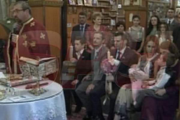 VIDEO / Marius Urzică şi-a creștinat astăzi fetița! Imagini exclusive de la botezul micuței Yasemine Dulse Maria