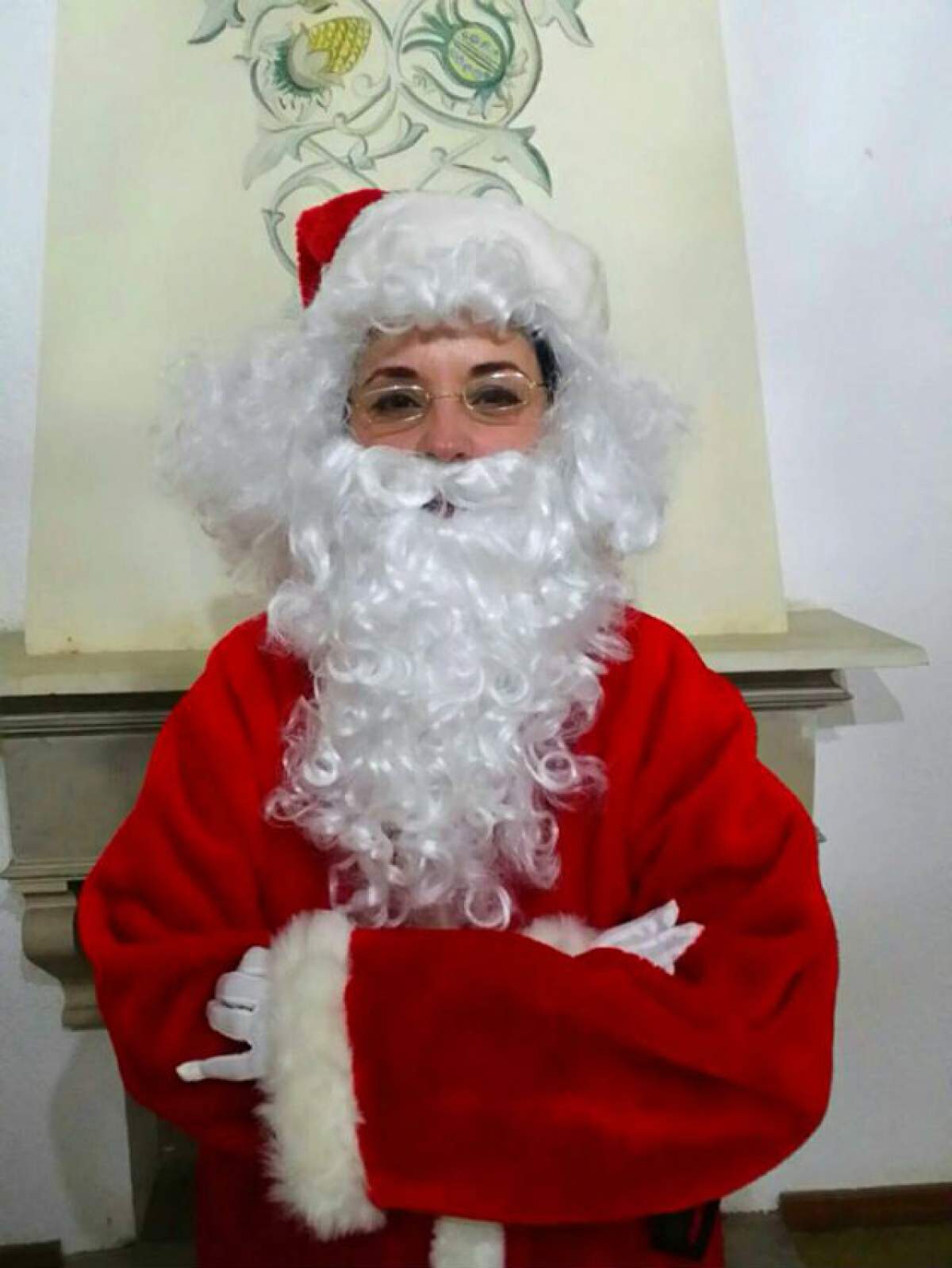Andreea Marin, în pielea lui Moş Crăciun la 41 de ani. IMAGINI SENZAŢIONALE din PALATUL "ZÂNEI"