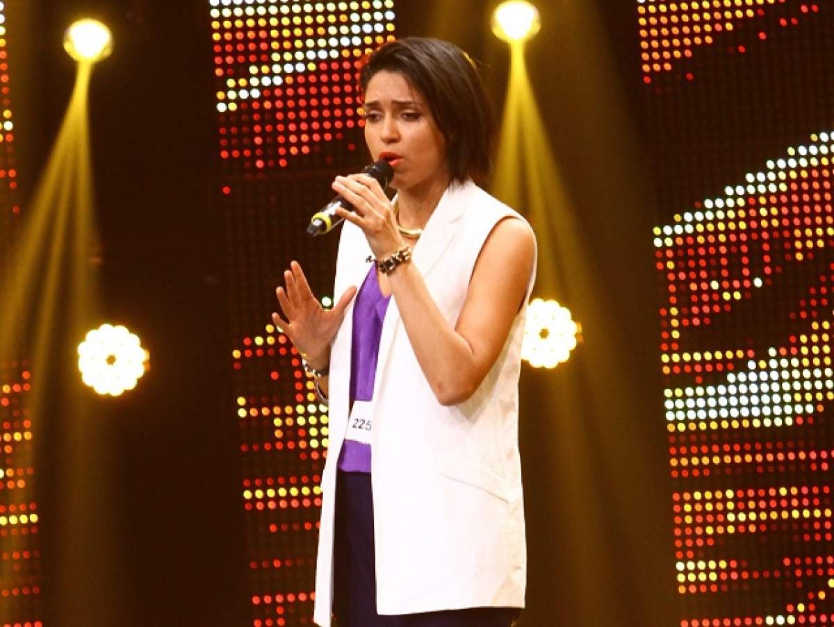 VIDEO/ O concurentă a făcut un gest șocant pe scena ”X Factor”. Jurații au rămas fără cuvinte