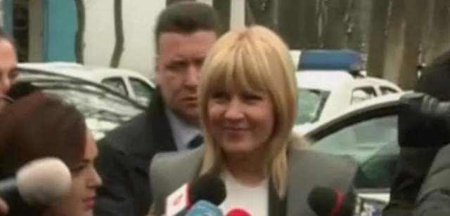 Elena Udrea, unde ai dormit? Ce a observat toată lumea când fostul ministru a ajuns la POLIŢIE