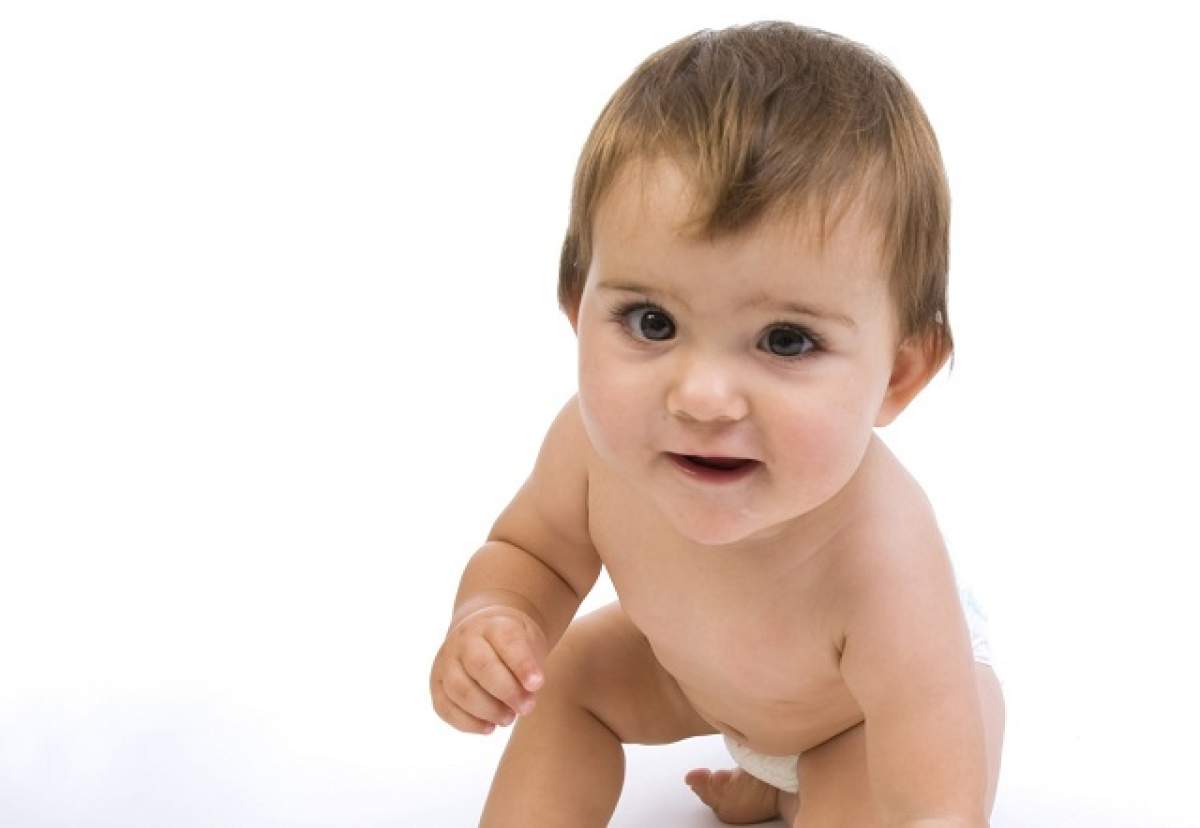 ÎNTREBAREA ZILEI - MARŢI: De ce se taie cordonul ombilical al bebeluşului după naştere?
