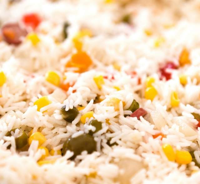 Ieftin şi cu rezultate! Dieta cu orez care te scapă de 13 kilograme