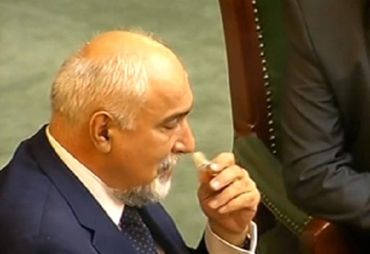 VIDEO / Varujan Vosganian, lacrimi şi mir în plenul Senatului! Iohannis şi Ponta, reacţie dură la votul senatori