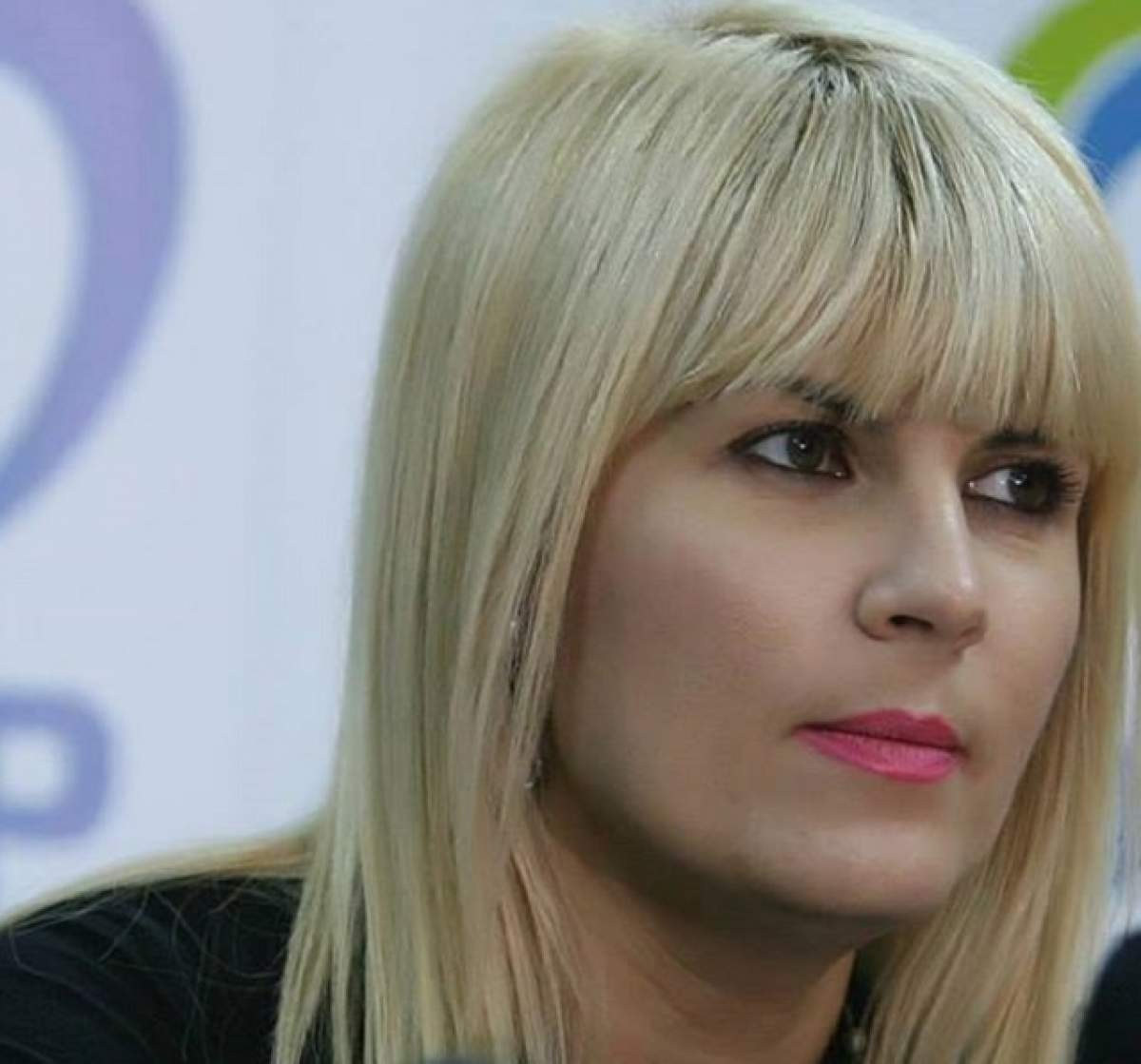 Elena Udrea a primit flori în arest de Valentine's Day! Cine e bărbatul care a vizitat-o pe blondă în arest