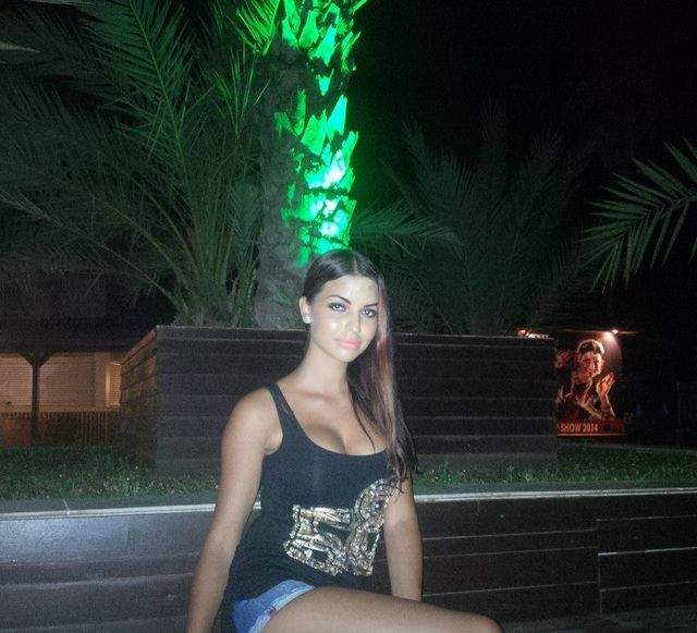 FOTO / Totul despre Sandra Bachici, noua iubită a lui Adrian Mutu