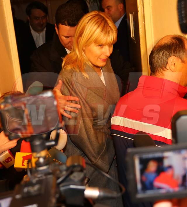 FOTO / Cât de mult s-a schimbat Elena Udrea după 6 zile de arest!