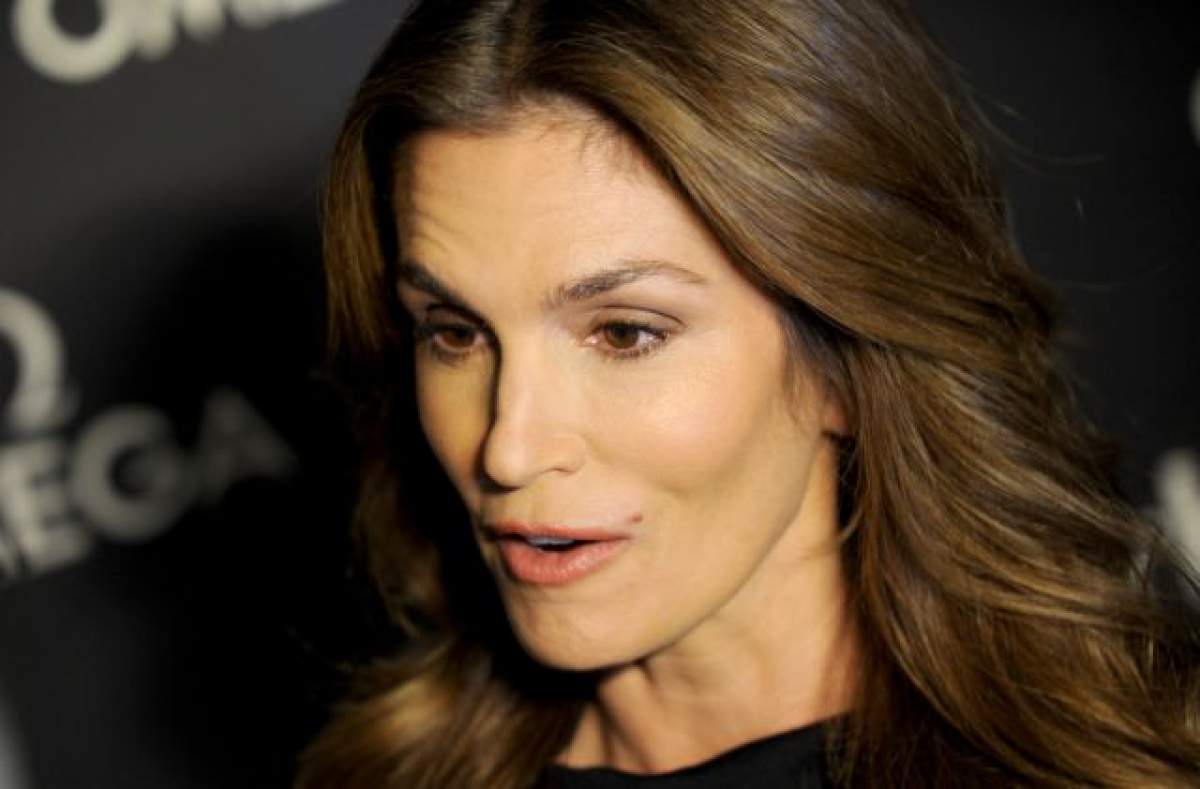 VIDEO / Fotografia asta e virală! Cindy Crawford, fără PHOTOSHOP! Cum arată diva neretuşată!