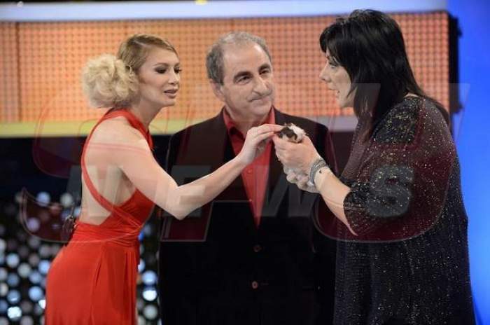 Carmen Tănase, cadou inedit din partea echipe "Te pui cu blondele!" Cu ce a plecat actriţa acasă