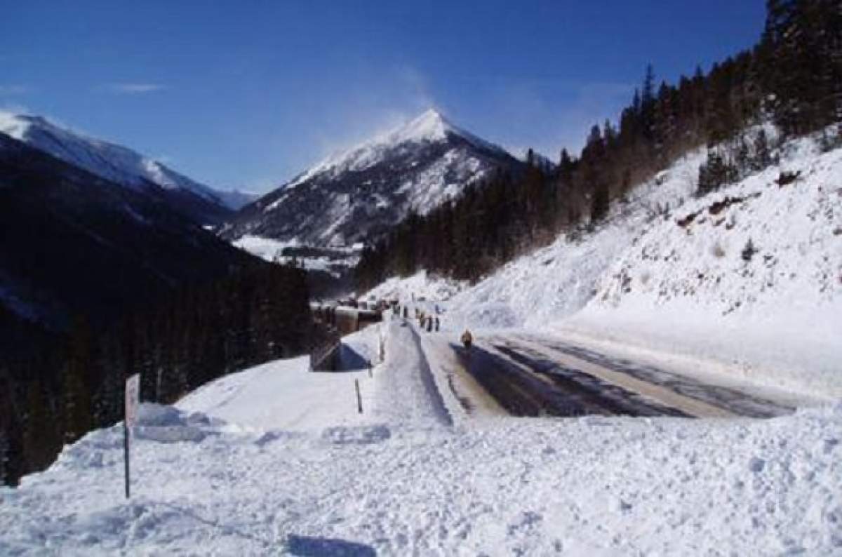 VIDEO / Alertă! Avalanşă la Sinaia