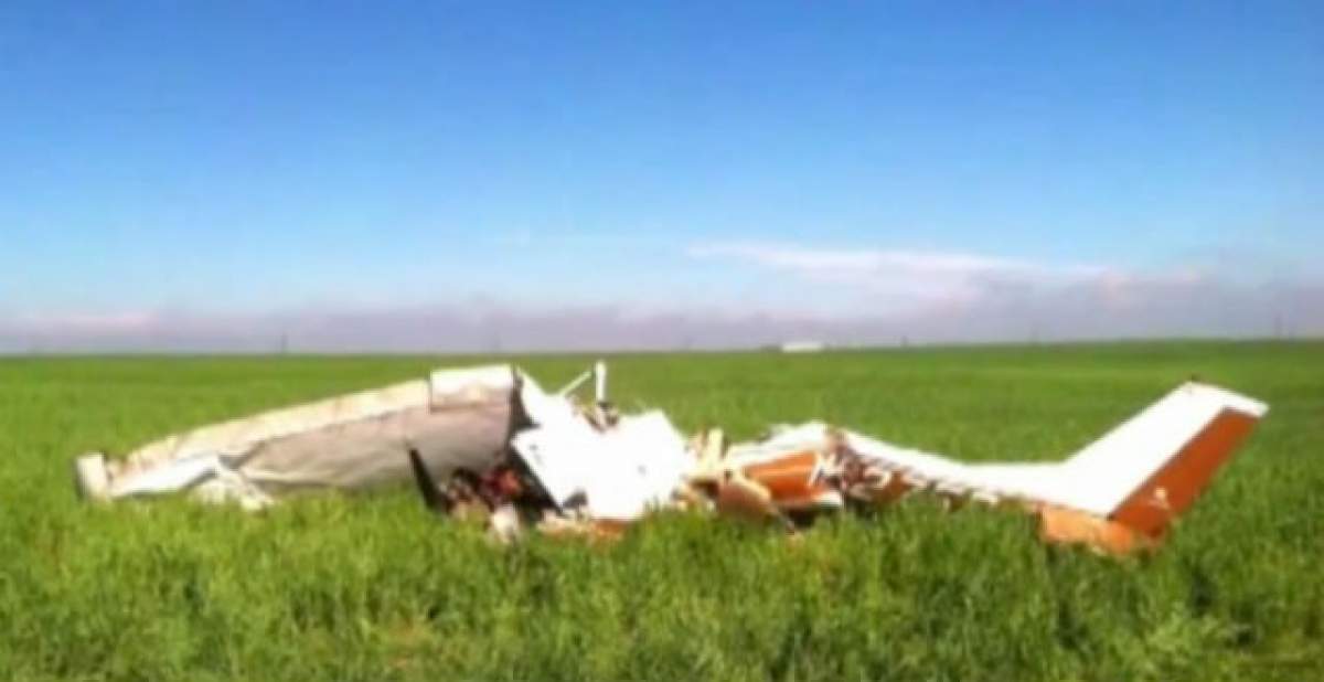 VIDEO ŞOCANT /  S-au prăbuşit cu avionul în timp ce-şi făceau selfie