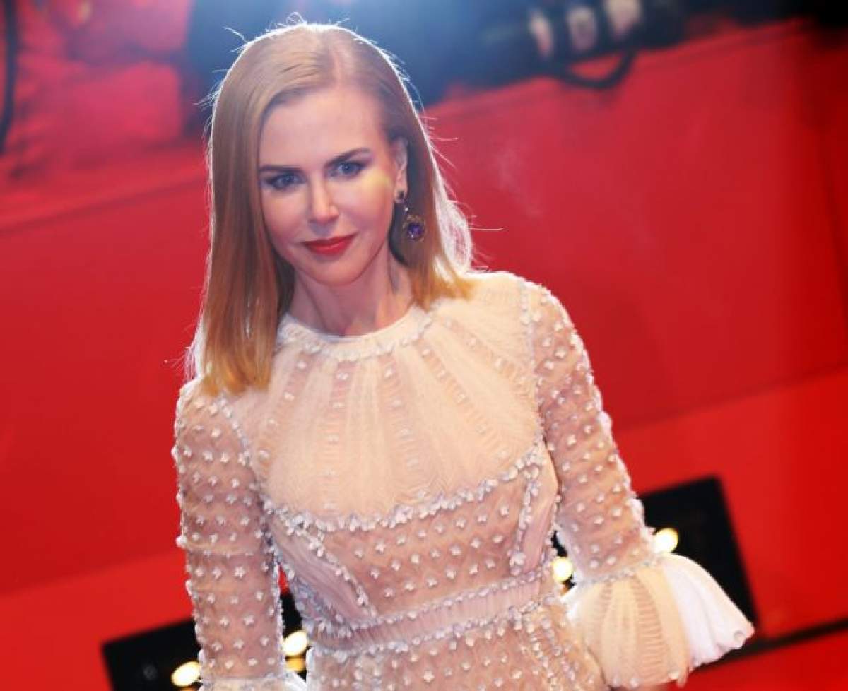 Nicole Kidman, ţinută de infarct la premiera filmului "Queen of the desert"! Tu ai îmbrăca aşa ceva?