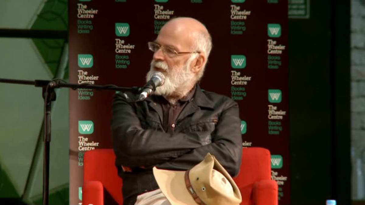 Alzheimer-ul i-a fost fatal! Scriitorul britanic Terry Pratchett a murit