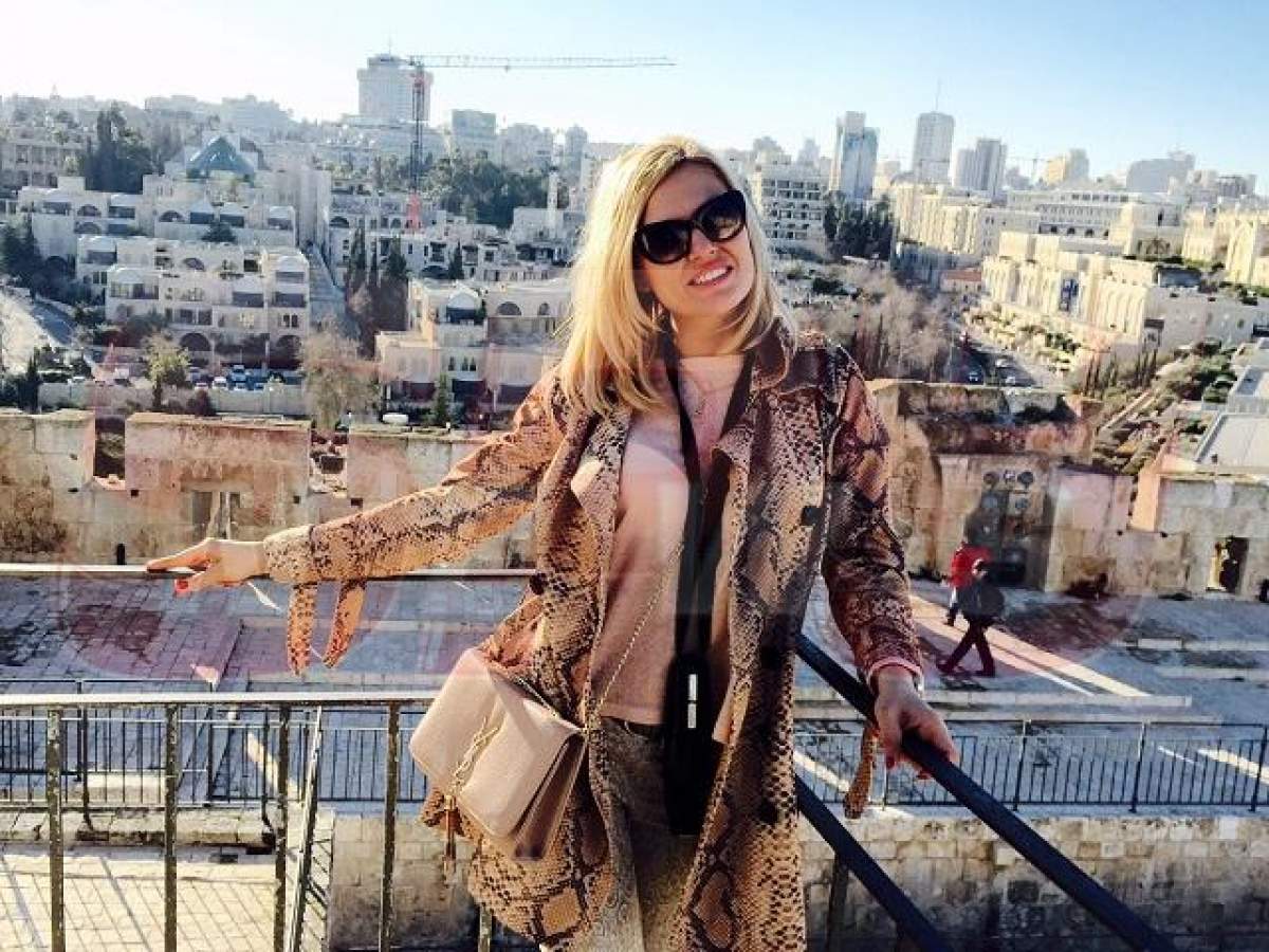 ”Elena Udrea”, de la Zidul Plângerii, la costum de baie! Imagini FIERBINȚI