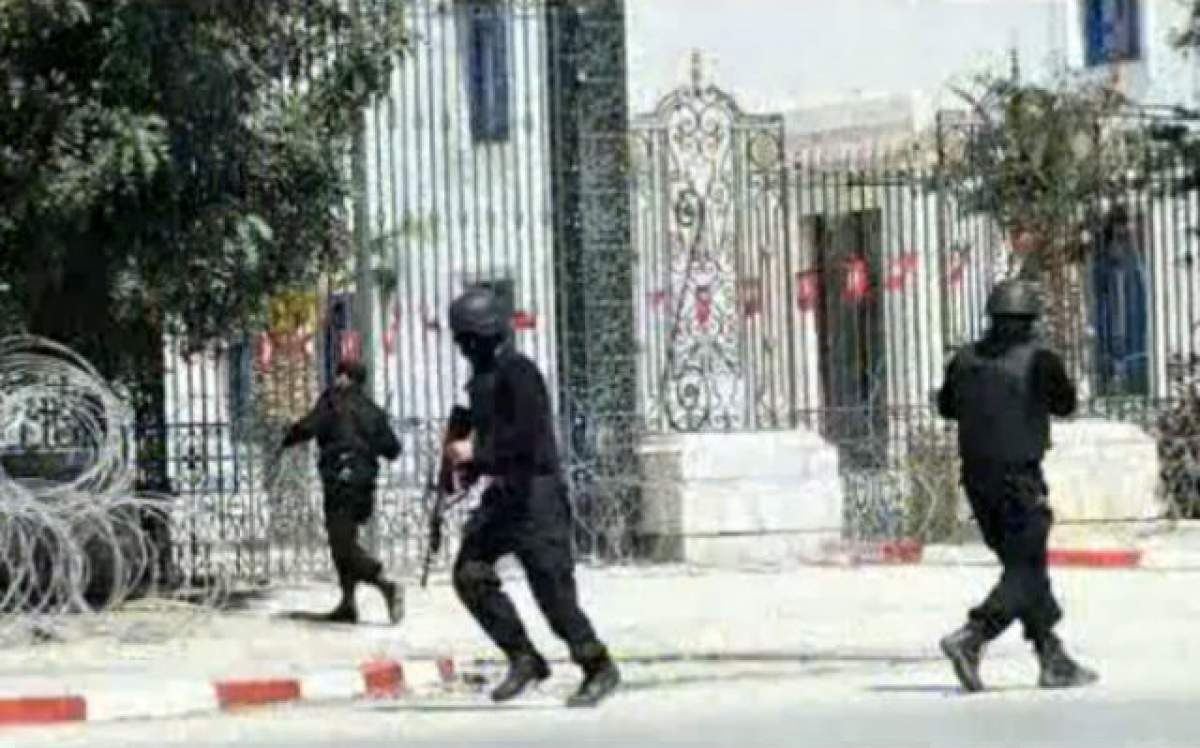 VIDEO/ Primele imagini din timpul atacului din Tunisia! Copiii erau îngroziţi
