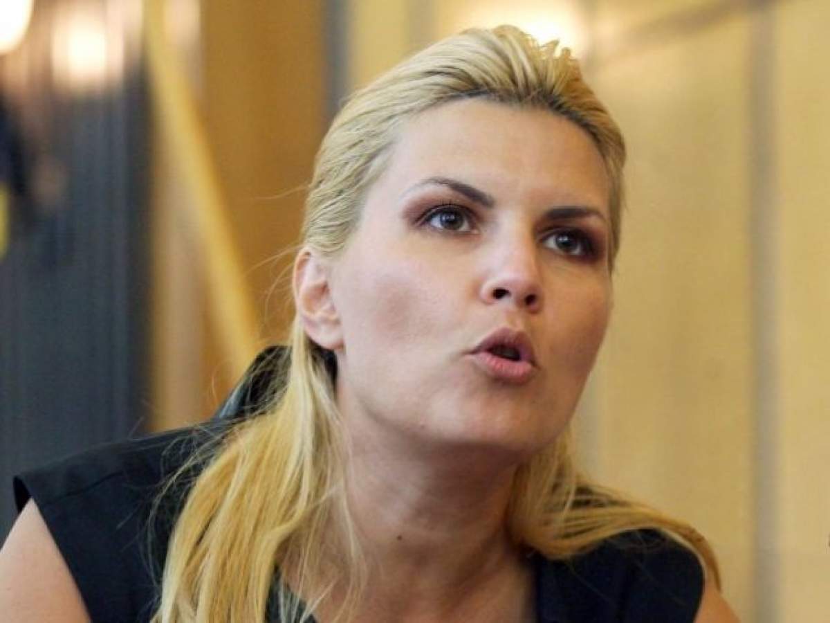 Confruntarea începe! Elena Udrea a ieşit din închisoare şi a fost adusă la DNA