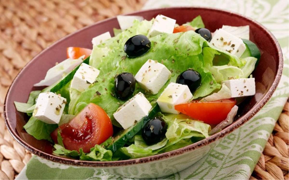 Cura detox cu salată verde! Slăbeşte 7 kilograme în 7 zile
