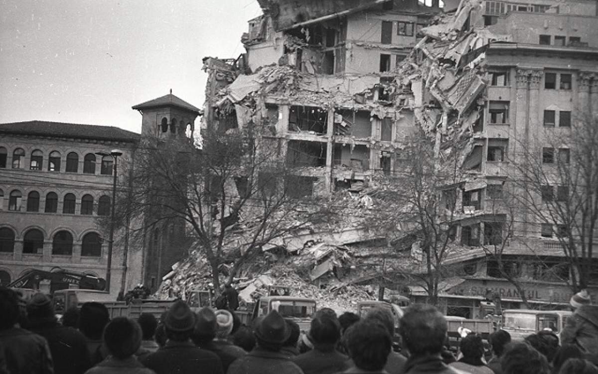 VIDEO / 55 de secunde de infern şi după - durere cumplită! Cutremurul din 1977 şi scenele groazei din Bucureşti