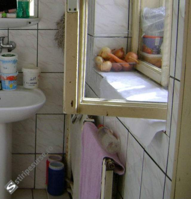 Adio lux! Primele imagini cu celula în care a fost încarcerată Monica Iacob-Ridzi