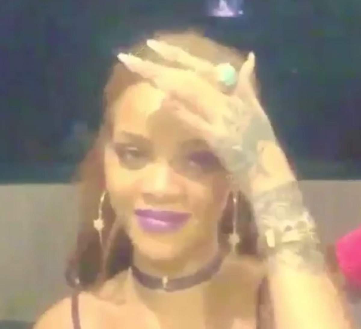 VIDEO / Rihanna, acuzată că foloseşte cocaină! Iată imaginile care au creat controverse