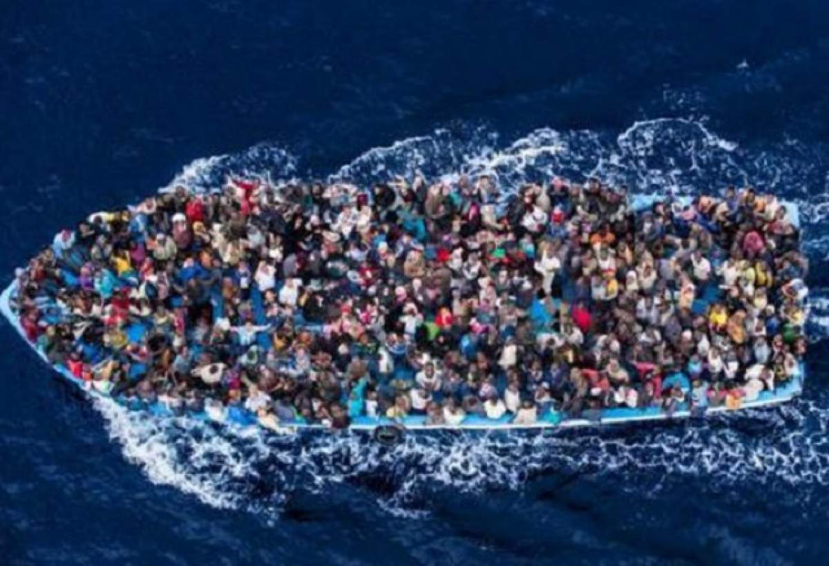 TRAGEDIE! Aproximativ 400 de morţi, majoritatea copii, într-un naufragiu pe Marea Mediterană