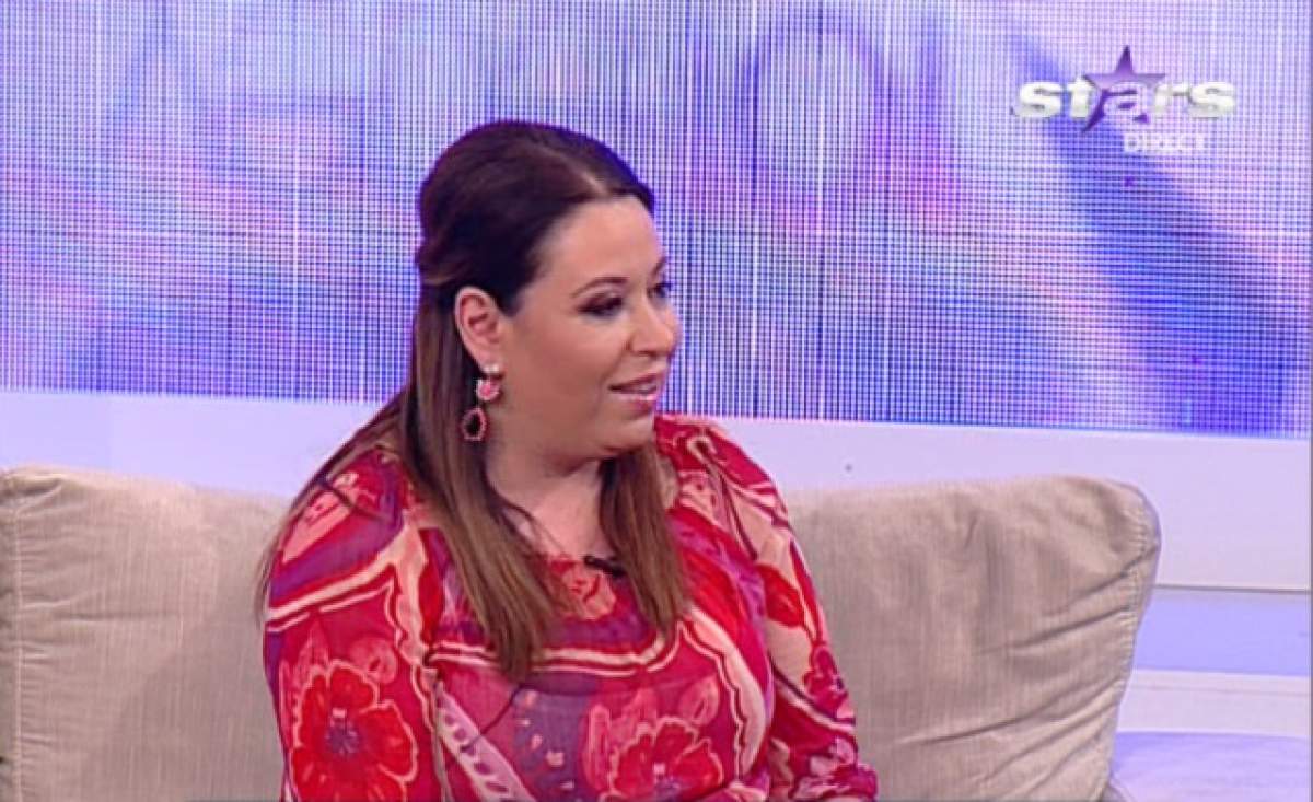 Oana Roman, despre o experienţă specială din viaţa ei: "Am avut şansa să îl întâlnesc pe Papă şi mi-a dăruit un rozariu!"