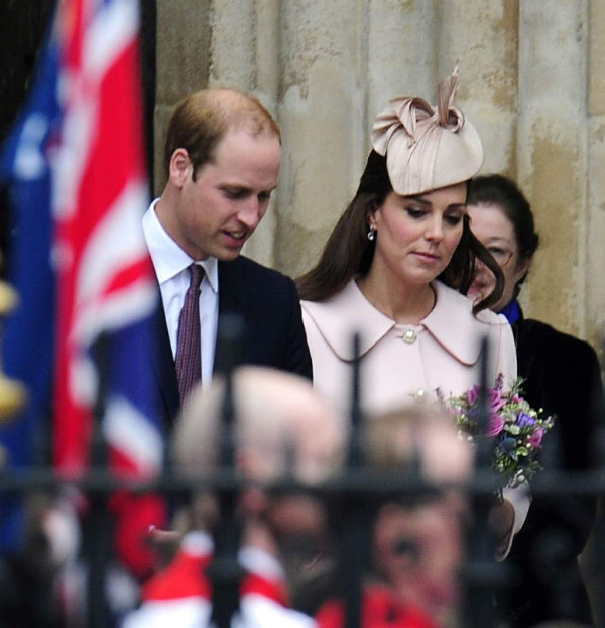 VIDEO / Pregătiri extravagante pentru cel de-al doilea bebeluş regal! Ce se întâmplă la spitalul St. Mary, unde naşte Kate Middleton