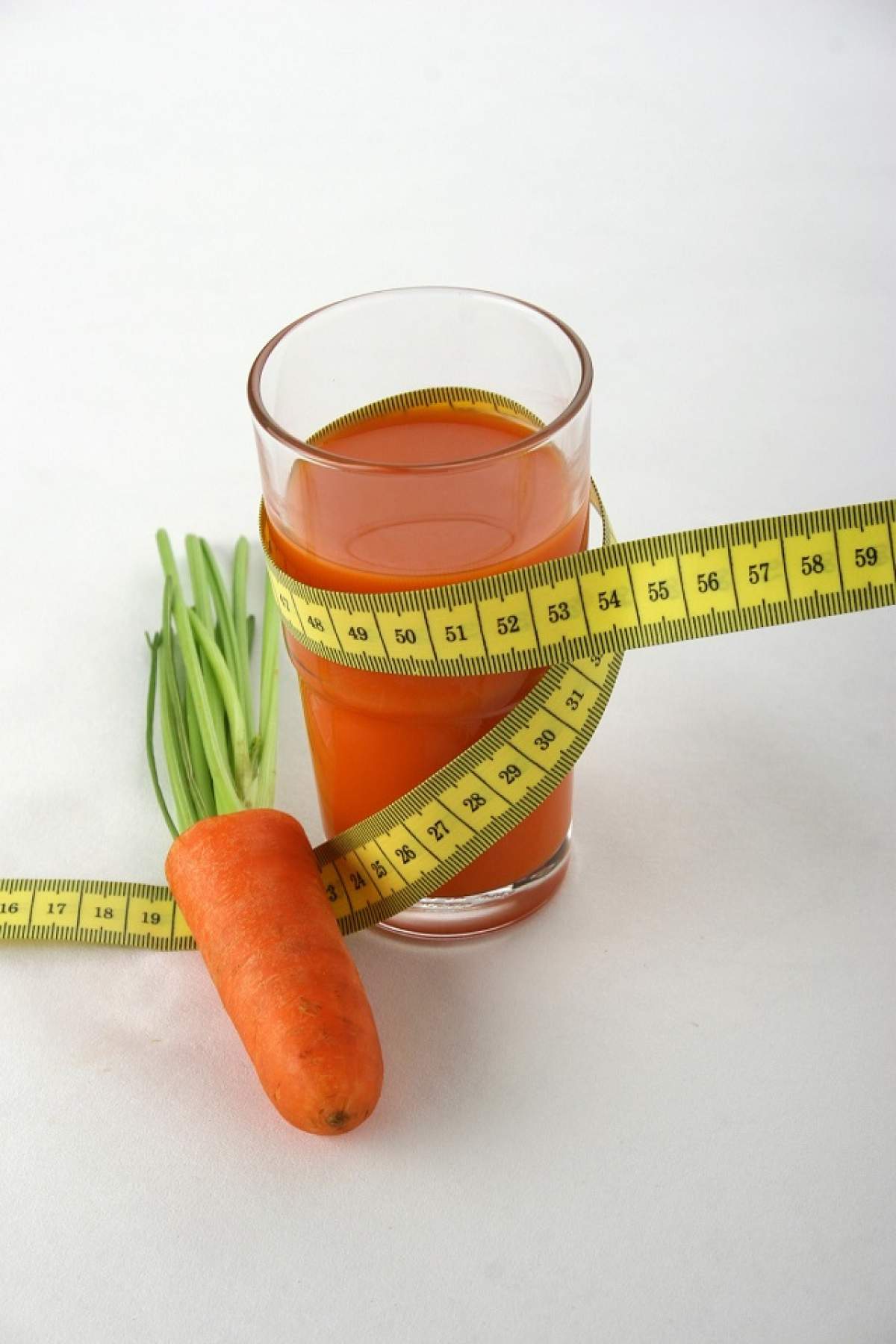 Dieta cu suc de morcovi! Ideală pentru un abdomen perfect