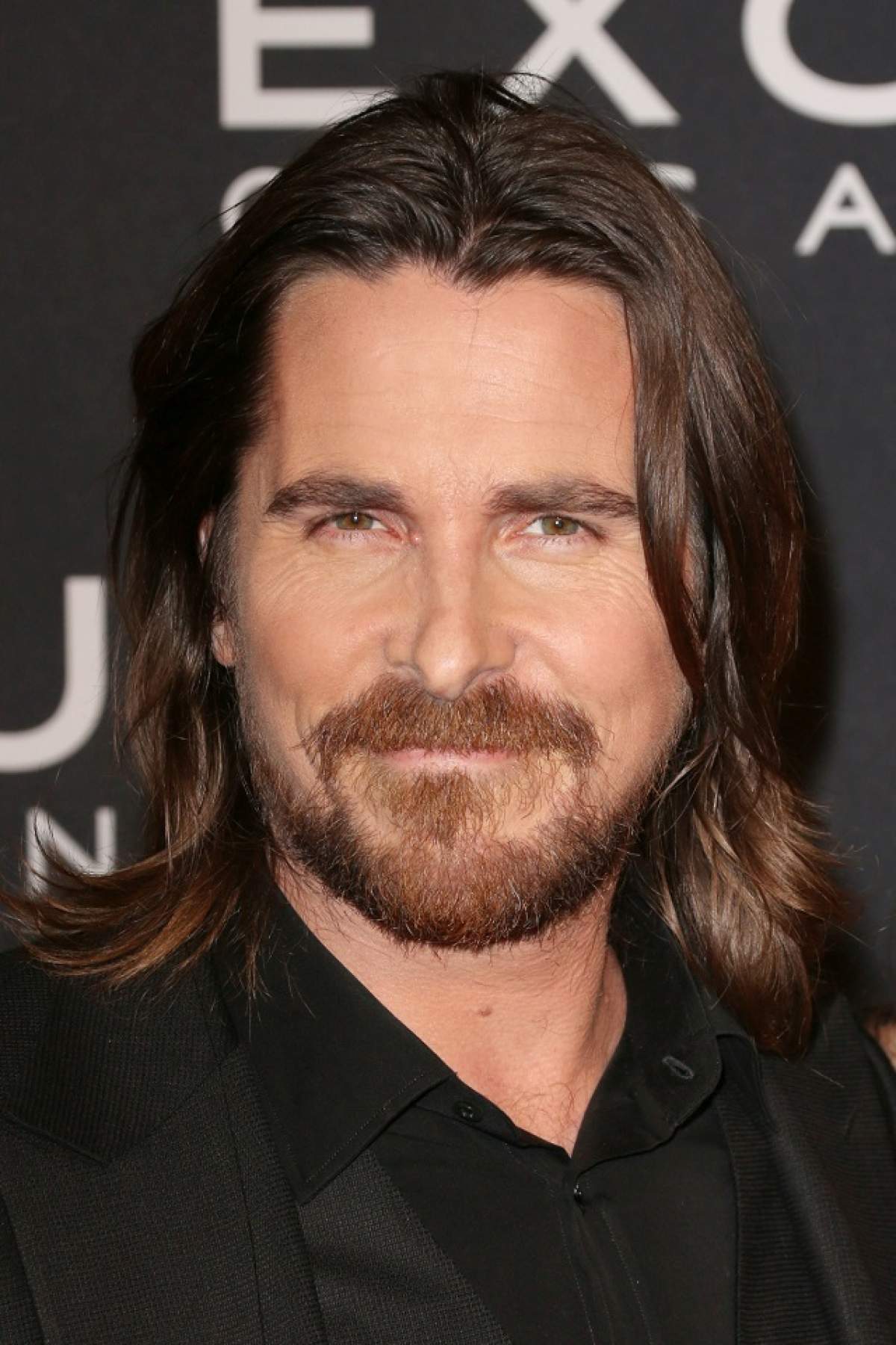 Filmările s-au amânat! Actorul Christian Bale, accidentat grav, la unul din genunchi