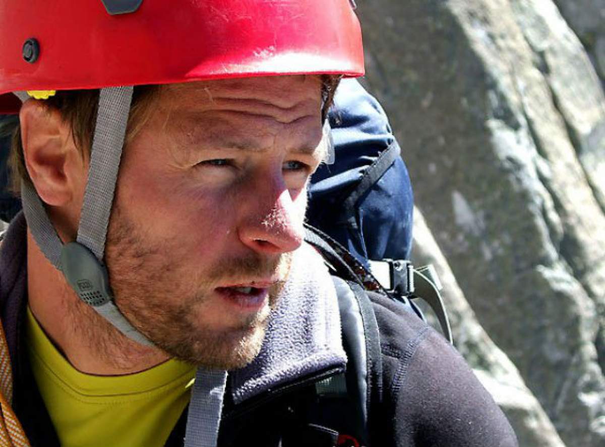INCREDIBIL! A fost la un pas de moarte, dar nu renunţă! Alpinistul arădean Zsolt Torok vrea să cucerească Muntele Everest