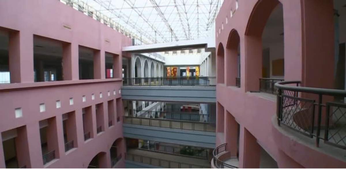 VIDEO / "MALL-UL FANTOMĂ"! Cum arată cel mai mare centru comercial din lume la 10 ani de la deschidere