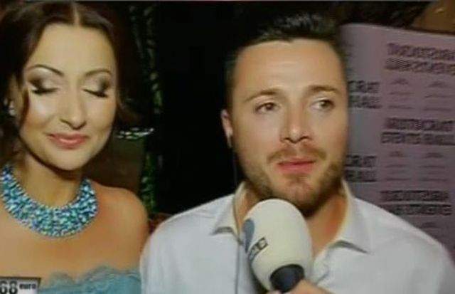 FOTO / Gabriela Cristea şi Tavi Clonda se distrează pe cinste la petrecere! Mirii au planuri mari!