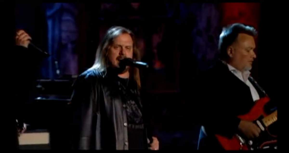 VIDEO/ Doliu pentru artiştii de pretutindeni! Un membru al formaţiei Lynyrd Skynyrd s-a stins din viaţă