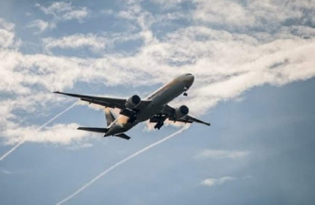 Pasagerii au intrat în panică! Un avion din România a fost întors din drum