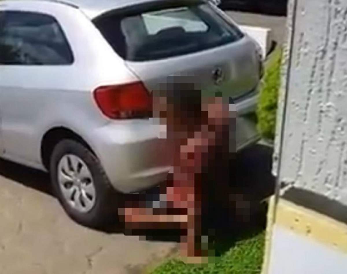 VIDEO / Un bărbat a fost surprins în timp ce făcea sex cu o ţeavă de eşapament