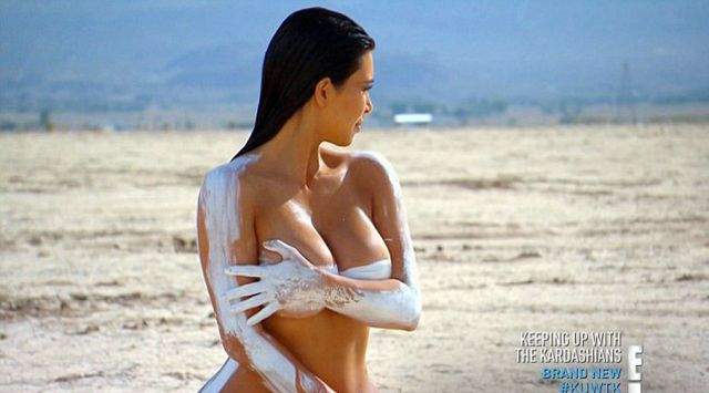 FOTO / Spectacol total pe nisipul fierbinte! Kim Kardashian, goală-puşcă!