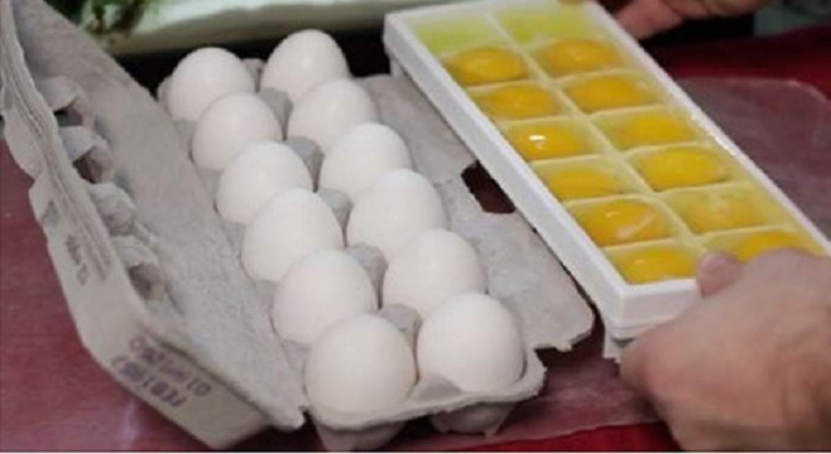 VIDEO / A spart ouă în tava de gheaţă şi le-a pus la congelator! Motivul este uluitor