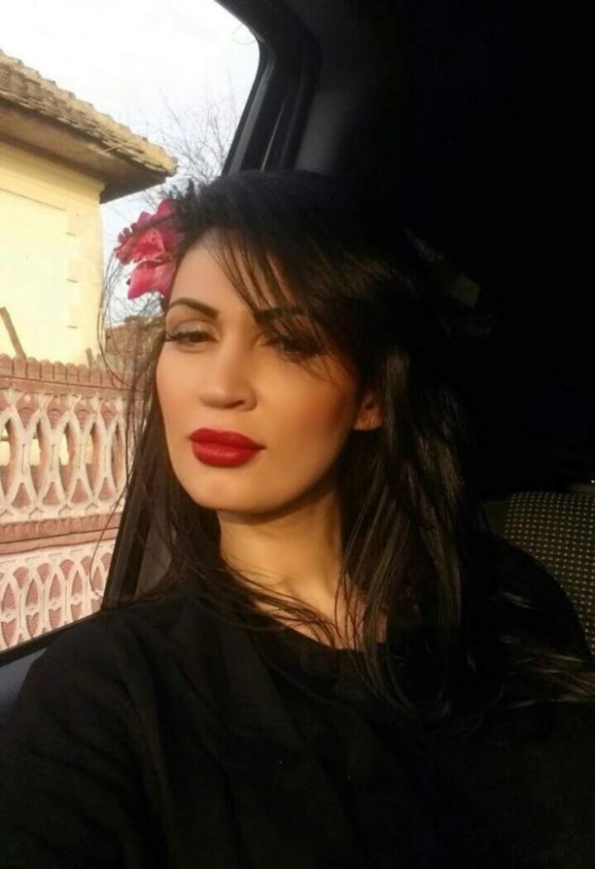 FOTO / Nicoleta Luciu îşi arată adevărata faţă! Cum este bruneta sută la sută naturală!