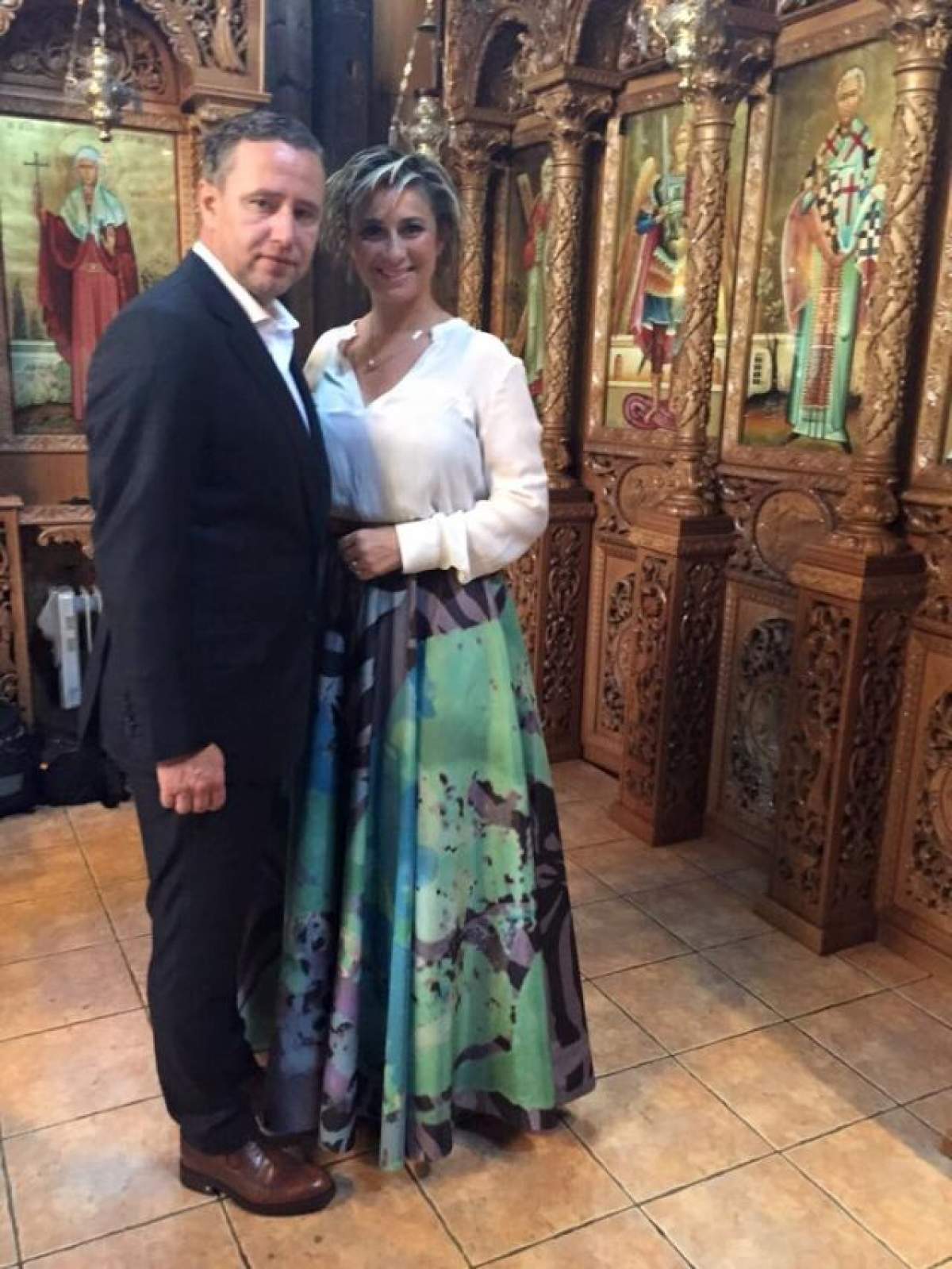 FOTO/ Zi mare pentru Anamaria Prodan şi Laurenţiu Reghecampf! Au fost naşi la Londra!