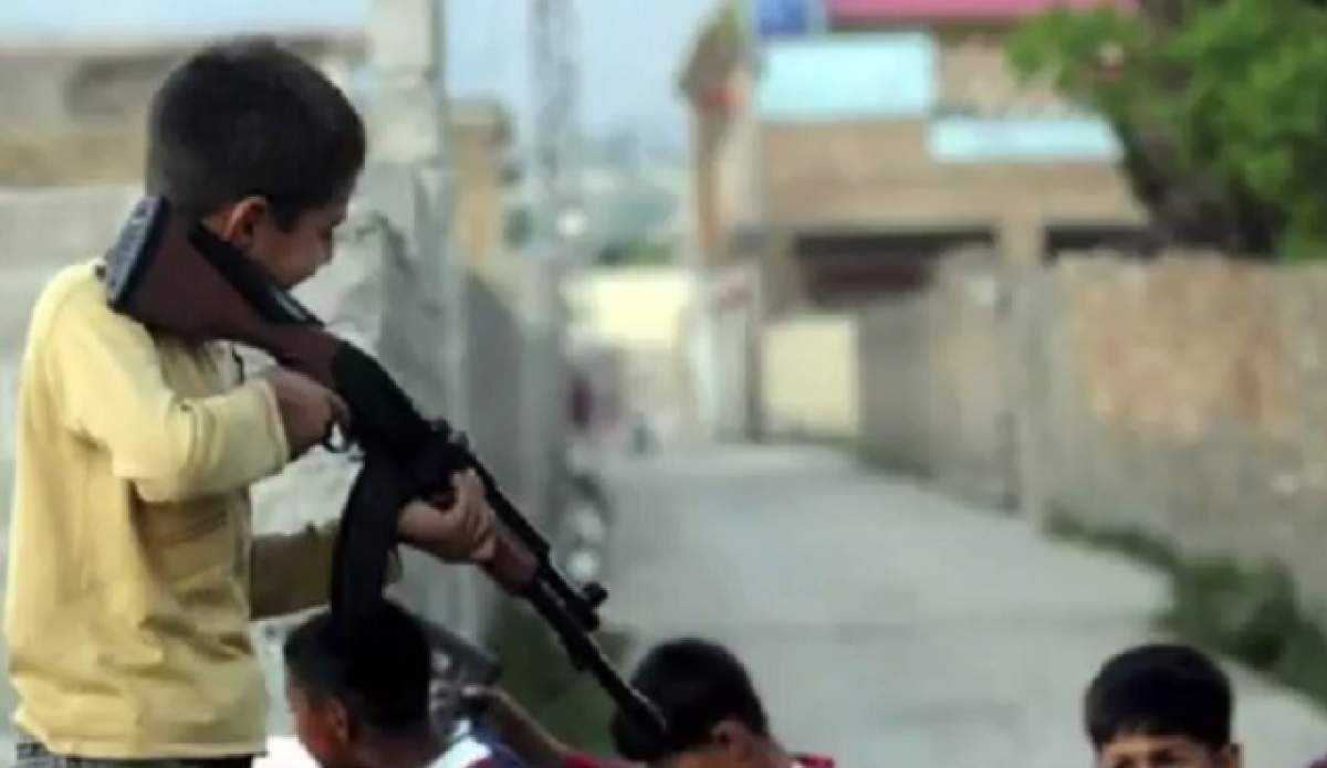 VIDEO / ŞOCANT! Un băiat de şase ani a fost torturat şi omorât de cinci copii