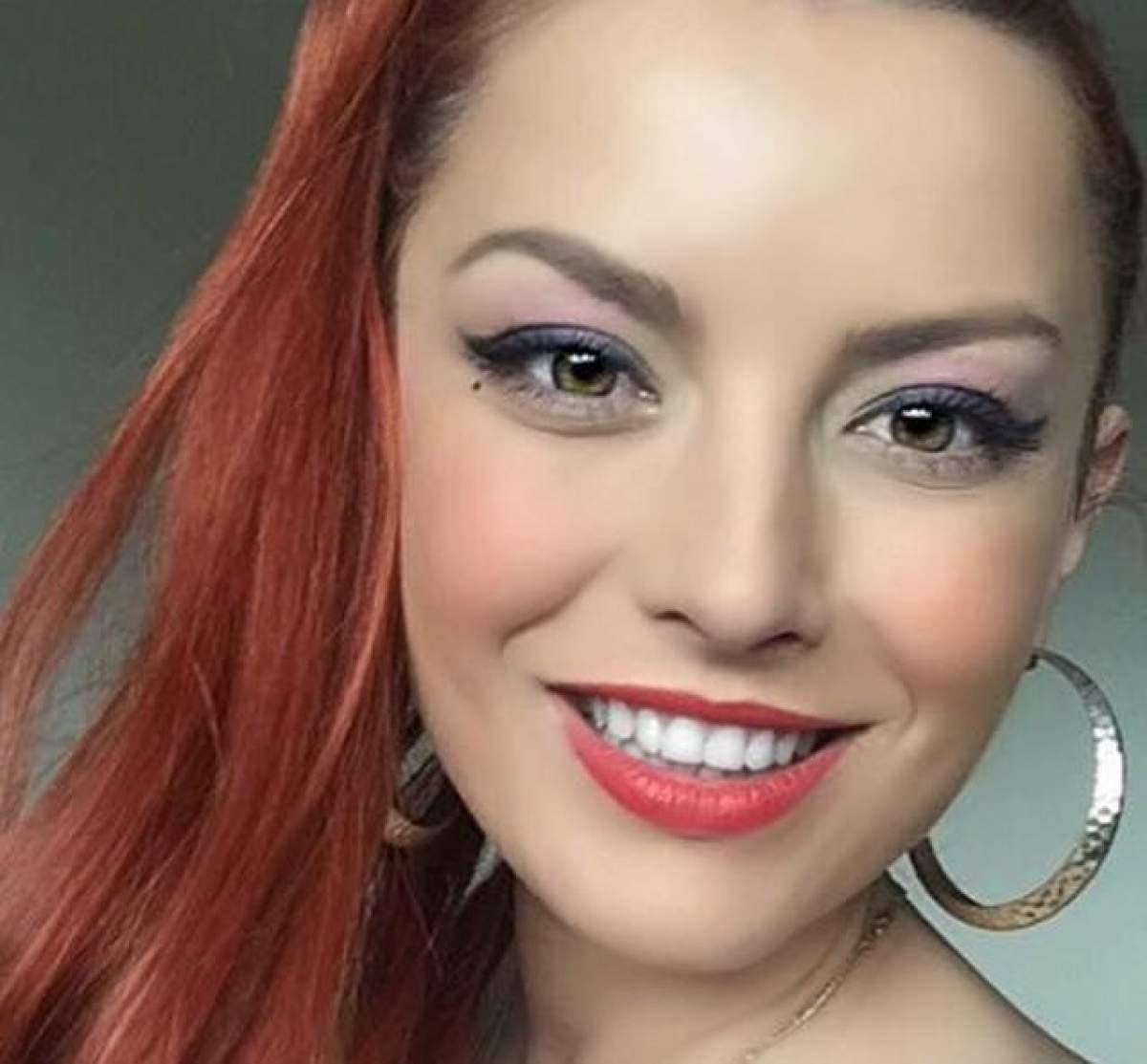 FOTO / Elena Gheorghe a făcut senzaţie pe litoral. Le-a arătat fanilor cât de bine arată