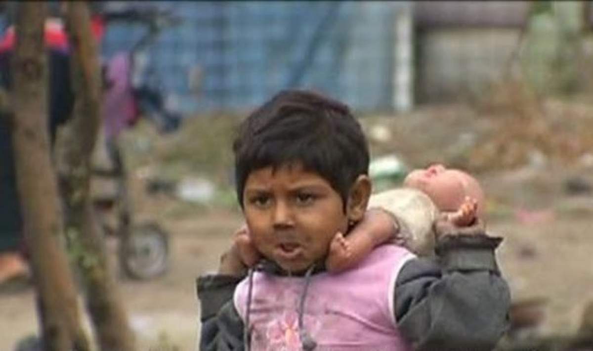 Copil de etnie romă în stop cardio-respirator, după ce ar fi fost bătut de părinţi